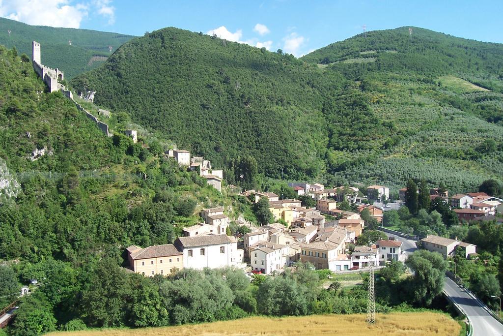 Casale Le Due Querce Guest House Ferentillo Exterior photo